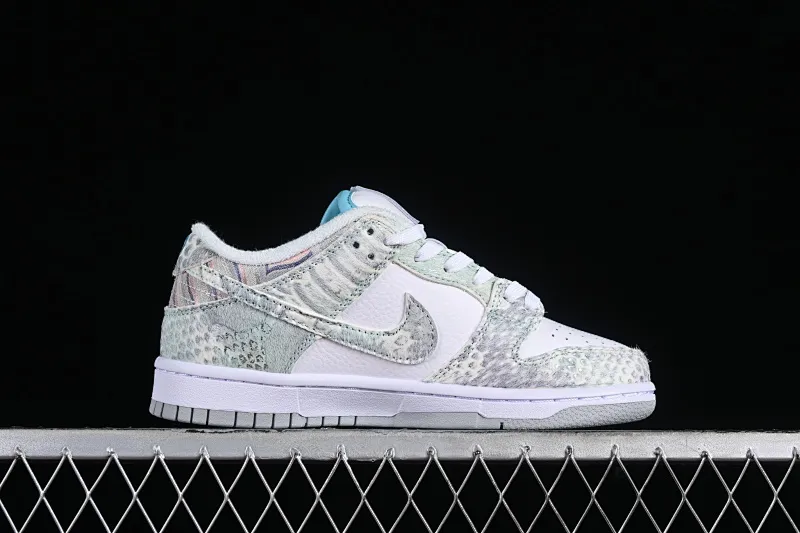 All Categories Nk SB Dunk Series Nk SB Dunk Low Low-top sneakers Nk Dunk Low CNY Year of the Dragon limited New Chinese style customization Steam Puppet-Third Prince Ao Bing SB low-top casual sneakers DV0831-101